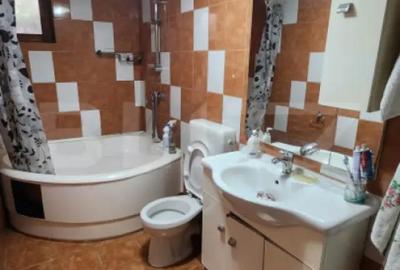 Casă cu 5 camere cu Teren 480 Mp în Sângeorgiu de Mureș