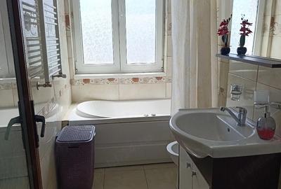 Apartament cu 2 camere decomandat în Dărmănești - 2