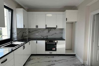 Apartament cu 3 camere semidecomandat în Central - 19