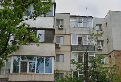 Apartament 2 camere, Semidecomandat, Baza 3