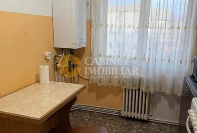 Apartament cu 2 camere semidecomandat, mobilat în Podu Roș - 4