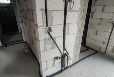 Casa la ro?u in Carcea 500 mp teren, aproape de Crai - 2