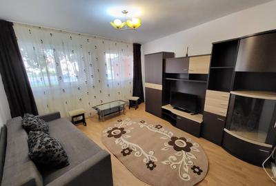 Apartament cu 3 camere decomandate. Mioritei - 2