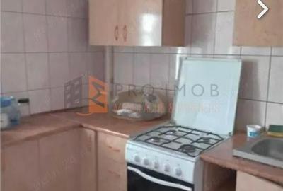 Apartament 3 camere cf 1  decomandat zona Centru - 4