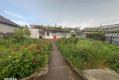 Casă cu 2 camere cu Canalizare în Brătianu - 1