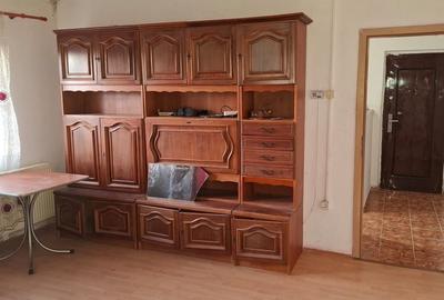 Apartament cu 2 camere semidecomandat în Central - 1