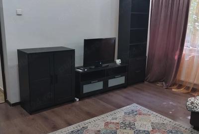 Apartament cu 2 camere semidecomandat în Cuza Vodă