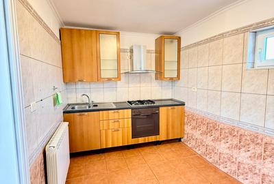Casă cu 4 camere cu Canalizare în Unirii - 17