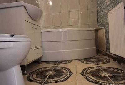 Apartament cu 3 camere decomandat în Central - 8