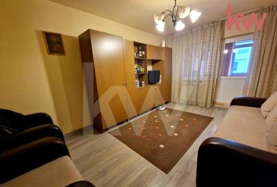 DE VANZARE apartament 2 camere decomandate Bulevardul Deceba - 8