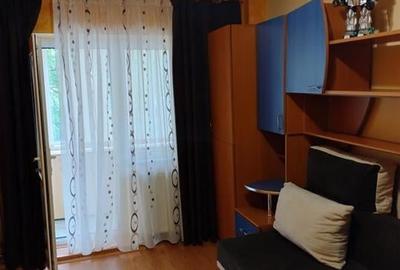 Apartament cu 3 camere, cartier Noua - 5