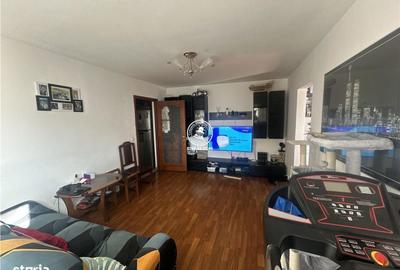 Apartament cu 3 camere semidecomandat în Tătărași - 1