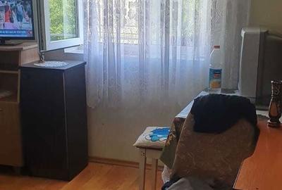Apartament cu 3 camere decomandat în Central - 2