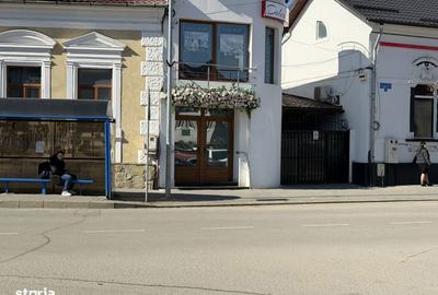 Spațiu comercial, de 42 mp, în Central - 1