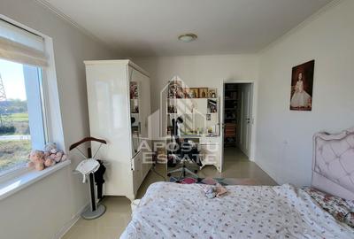 Duplex cu 6 camere cu Teren 350 Mp în Ghiroda - 10