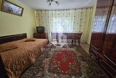 Casă  4 camere cu 2 intrări, garaj și teren 1751mp- Cobadin - 5