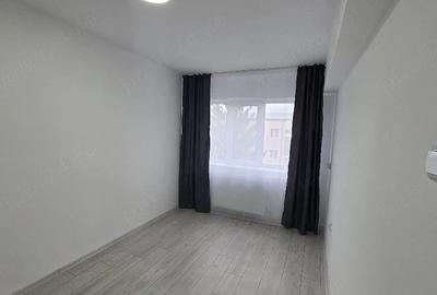 Apartament cu 3 camere decomandat în Central - 3