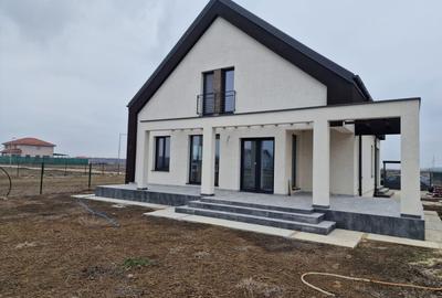 Casă individuală cu 5 camere cu Canalizare în Tărtășești - 9