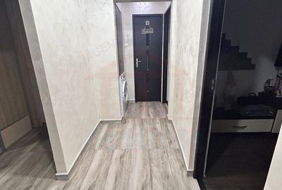 Apartament cu 2 camere decomandat în Micro 13 - 2