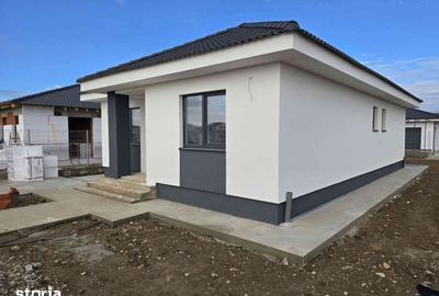 Casă cu 4 camere cu Teren 400 Mp în Central - 7