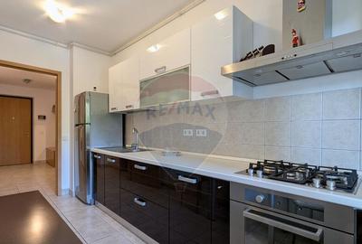 Apartament 3 Camere De Inchiriat Parcare Baicului Doamna ... - 8