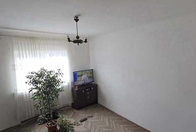 Apartament 4 camere, 91mp, Gara de Nord, 1 minut de metrou,ideal pentru renovare - 2