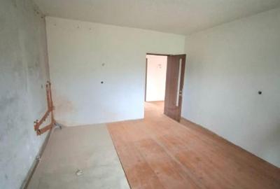 De Vânzare P+M +565mp la 4 minute de centrul Râmnicului - 11