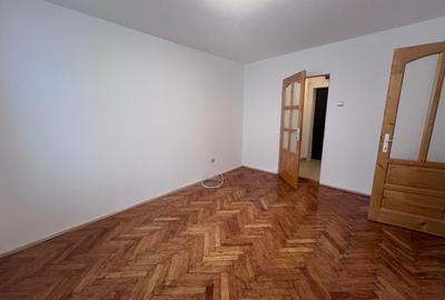 Apartament 2 camere,zona Dacia-Liceu Auto - 3