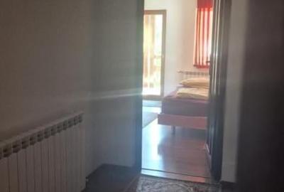 Casă cu 4 camere cu Canalizare în Central - 13