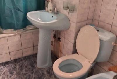 Apartament cu 3 camere semidecomandat în Mioriței - 9