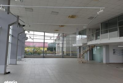 Spațiu comercial, de 1,496.07 mp, în Central - 2