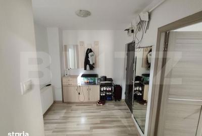 Apartament cu 3 camere în Micro 6 - 8