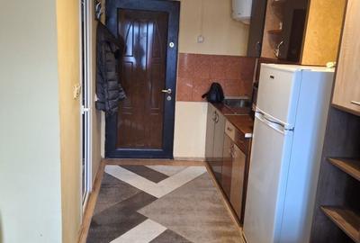 Garsonieră decomandată în Central - 2