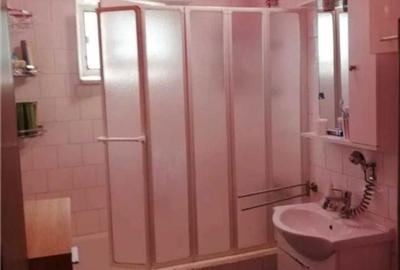 Apartament cu 3 camere decomandat în Central - 3