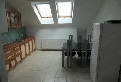 Apartament cu 2 camere decomandat în Central - 3