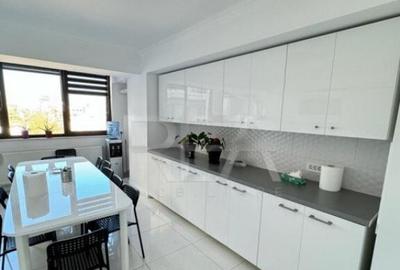 Apartament cu 6 camere decomandat în Dorobanți - 3