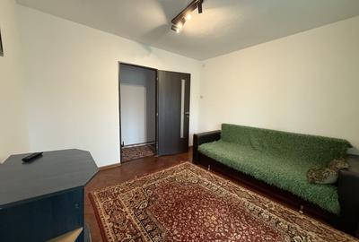 Apartament practic, 42 mp utili plus balcon, decomandat - Girocului - 2