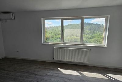 Apartament cu 2 camere decomandat în Central - 4