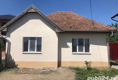 Casă cu 4 camere în Central - 1