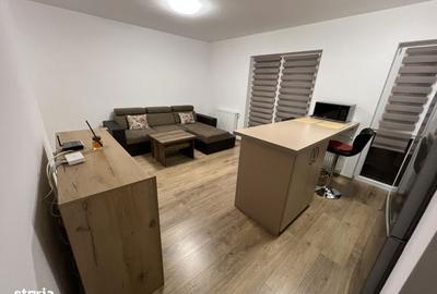 Apartament cu 3 camere semidecomandat în Central - 5