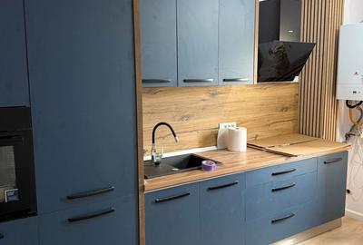 Apartament cu 3 camere semidecomandat în Fălticeni - 1