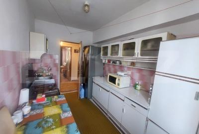 Apartament cu 3 camere decomandat, mobilat în Calea București - 7