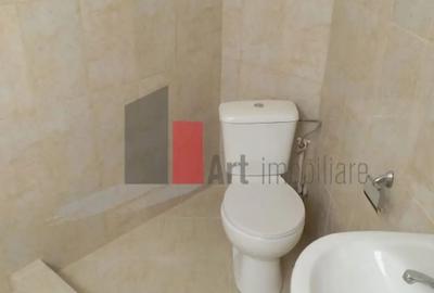 Casă cu 7 camere cu Canalizare în Crângași - 10