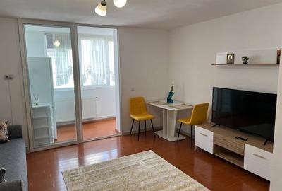 Garsoniera spatioasa et 2 v aurie parc sub arini - 2