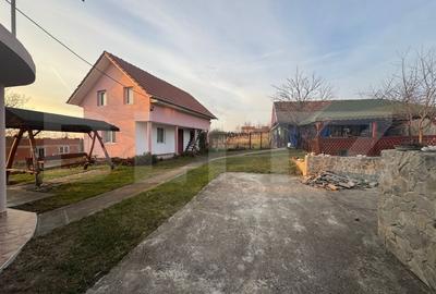 Casa de vanzare, cu 6 camere, 200 mp, zona Hotar - 4