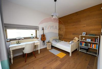 Casă cu 6 camere cu Teren 404 Mp în Borhanci - 23