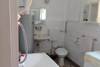 Casă cu 2 camere cu Teren 1600 Mp în Ghindari - 3