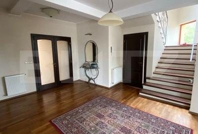 Casa individuala de vanzare, 250 mp utili, teren 1200 mp, zona Unirea - 11