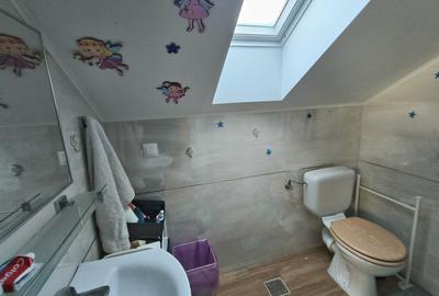 Apartament cu 3 camere de vanzare in Busteni - 7