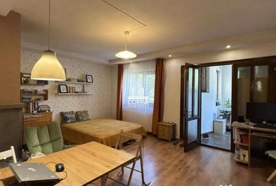 Casă cu 6 camere cu Teren 800 Mp în Central - 9